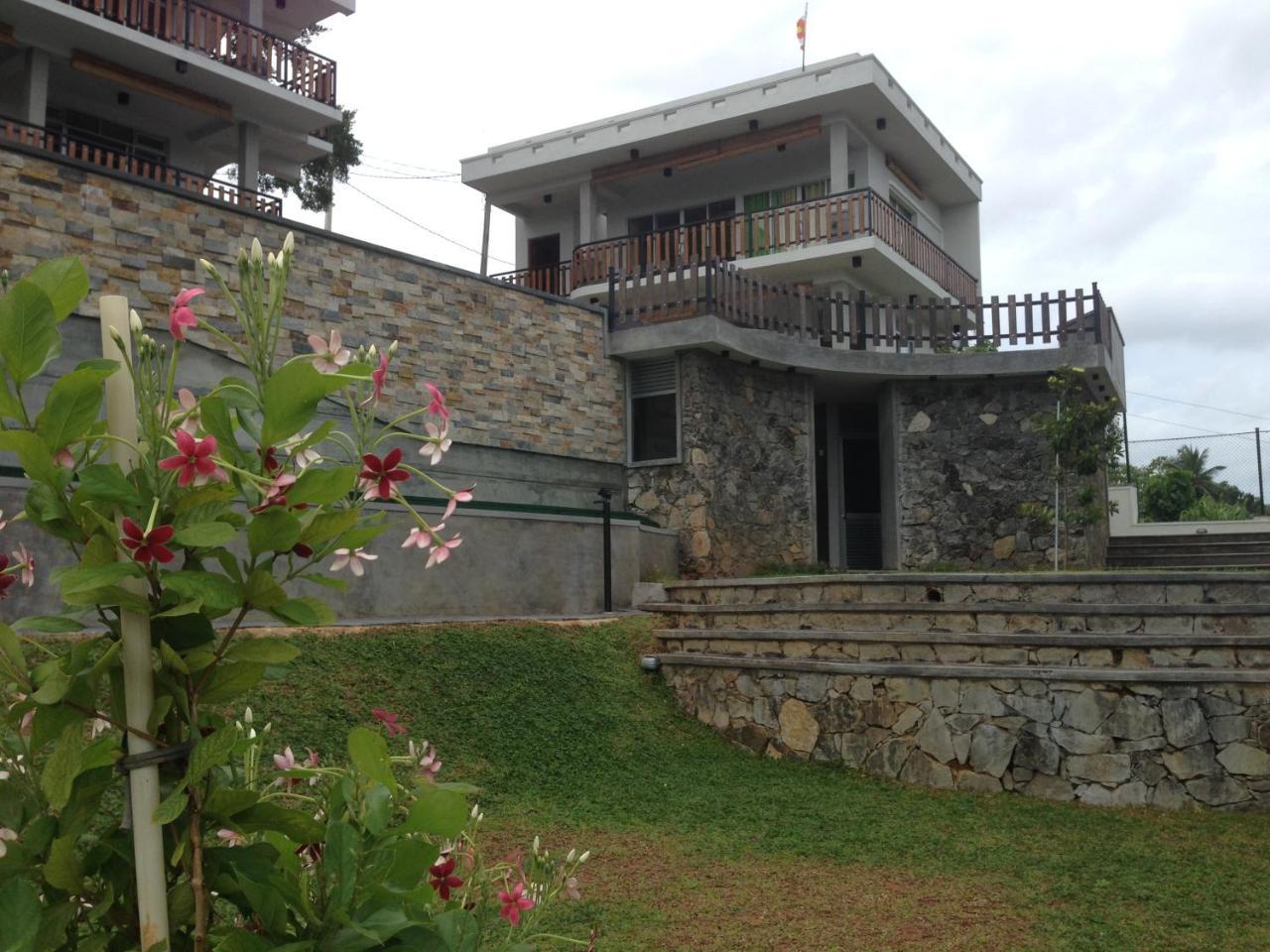 Lotus Villa Holiday Resort Matara Eksteriør bilde
